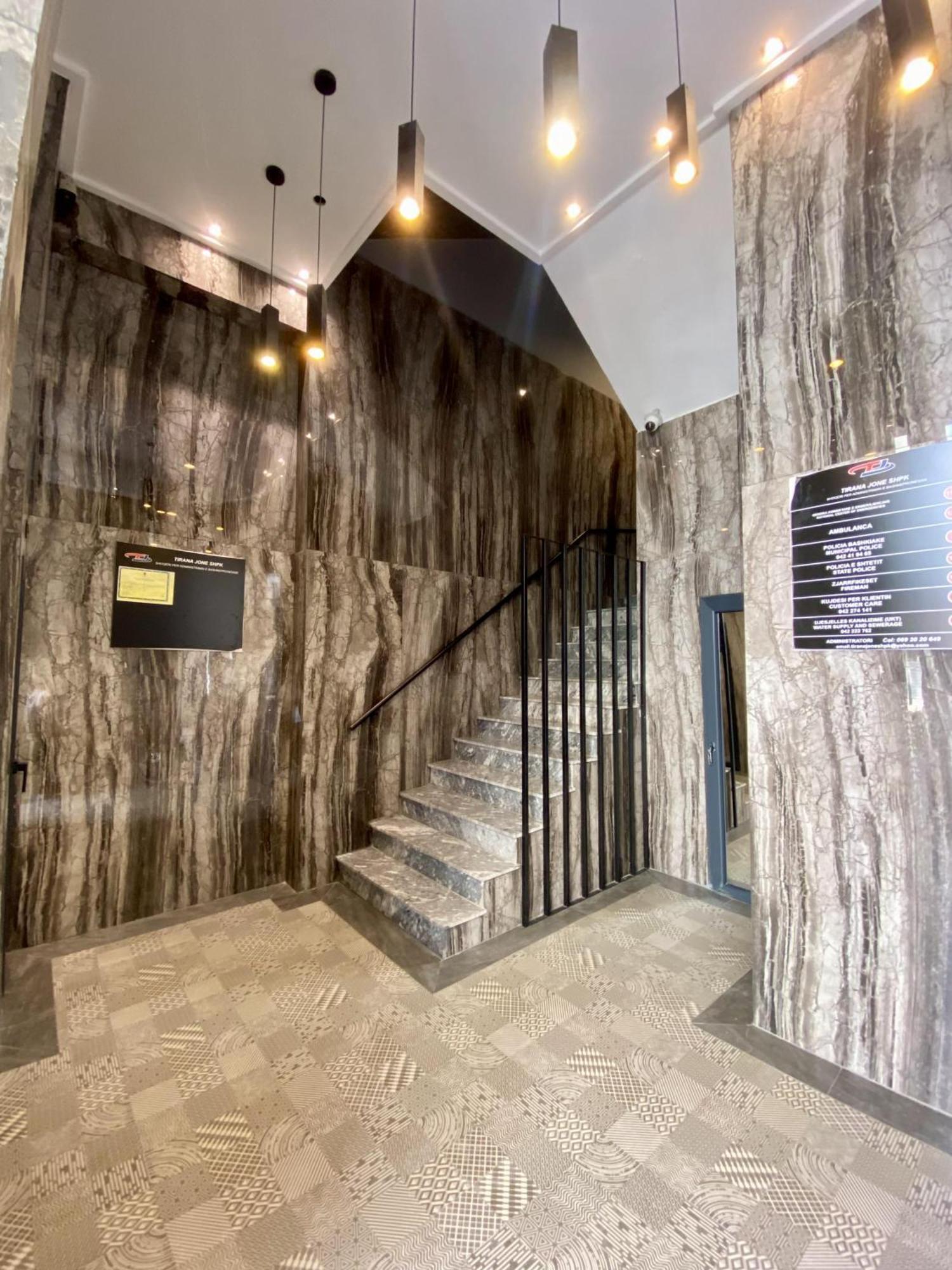 "Superattico" - Central Tirana Gorgeous Penthouse, Free Parking Εξωτερικό φωτογραφία