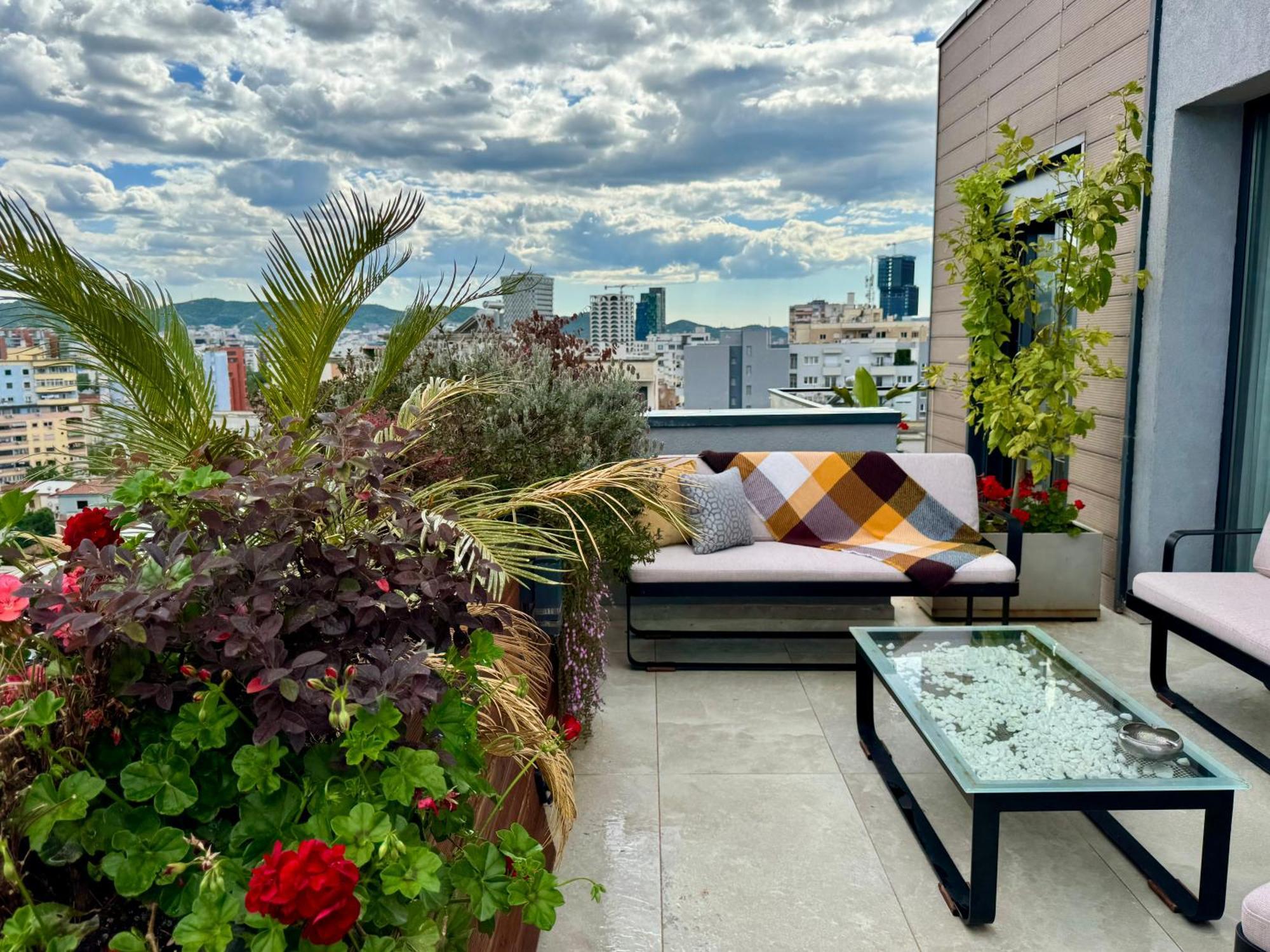"Superattico" - Central Tirana Gorgeous Penthouse, Free Parking Εξωτερικό φωτογραφία